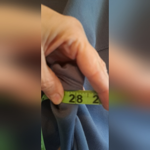 Anthropologie's "If It Were Me" Soft Sweatshirt Thumb Holes Modal Blend XL Crop - Picture 6 of 7